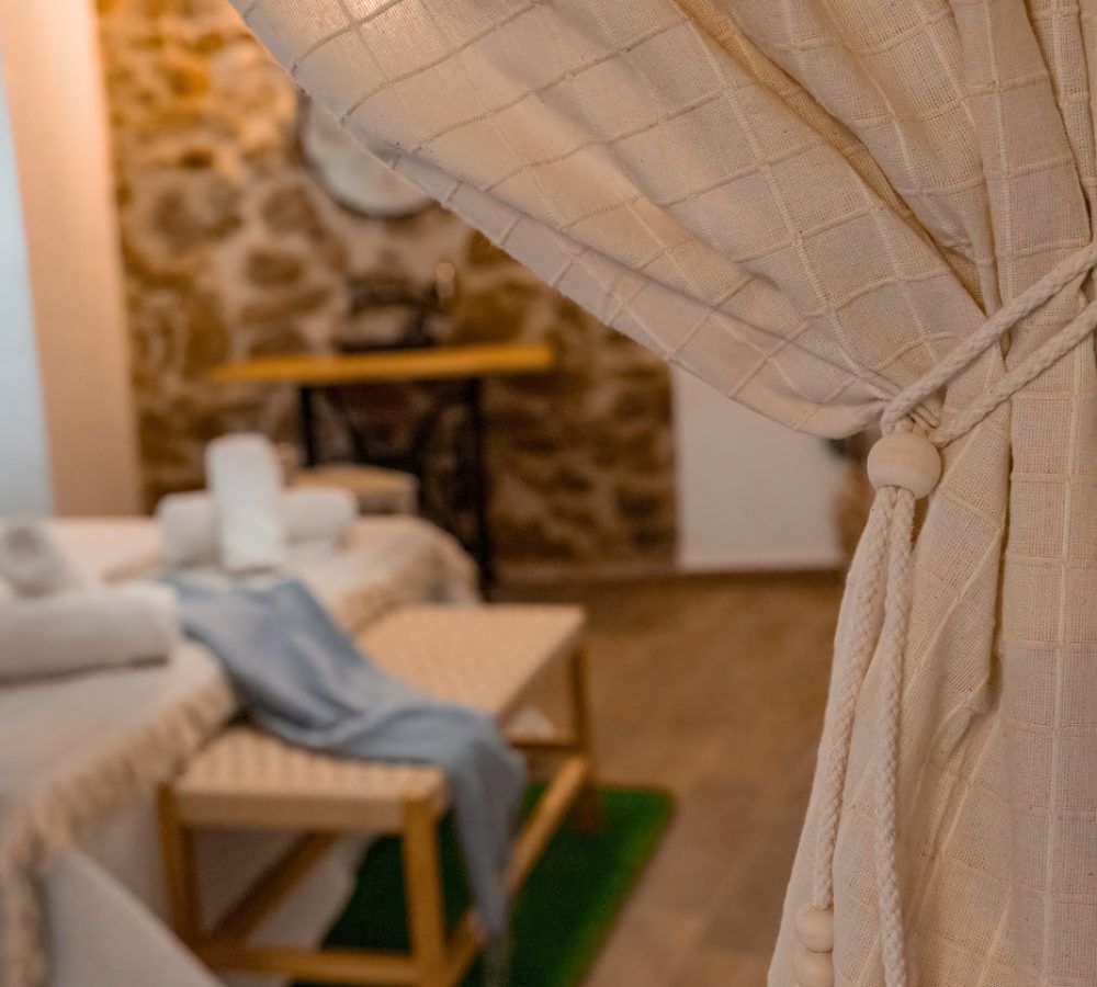 Vista de un espacio acogedor y relajante.