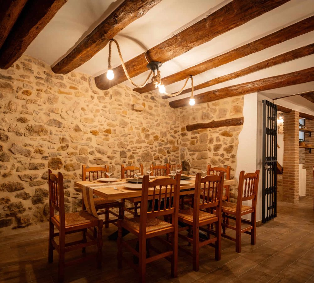 Comedor Grande Familias Casa Rural En Linares De Mora